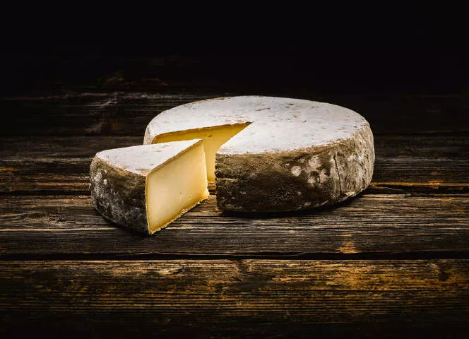 tomme des bauges d'alpage